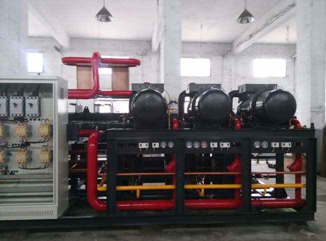 并聯(lián)機組在機房